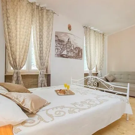 Sibenik Antique Studio Apartment - Old Town Exterior photo