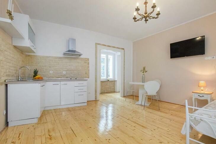 Apartment Antique - Old Town Sibenik